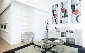 Charming Home Near Duomo